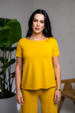 ÁČKOVÝ TOP “MIA” S LODIČKOVÝM VÝSTRIHOM