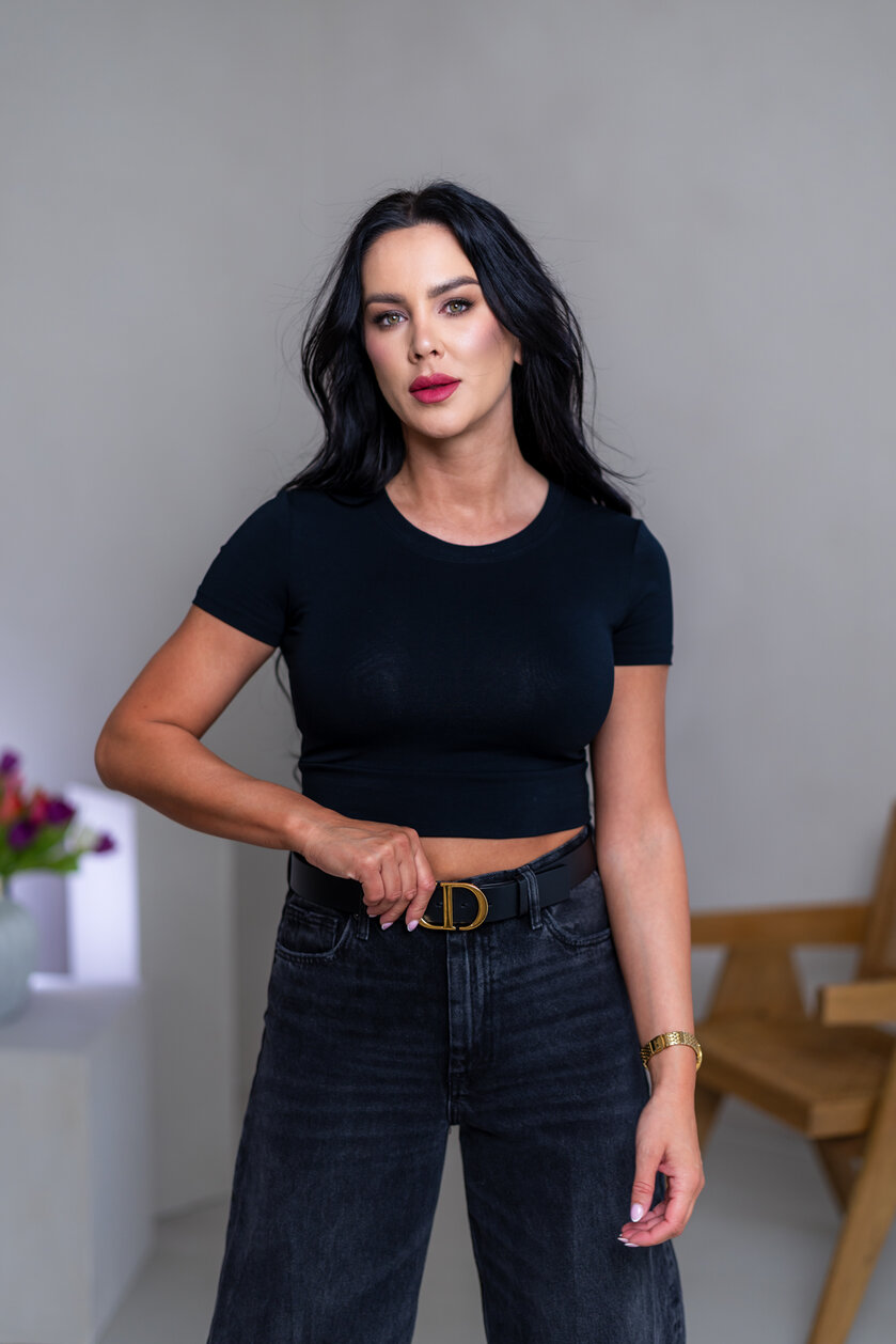 CROP TOP “LARA” - ZÁKLADNÝ VÝSTRIH