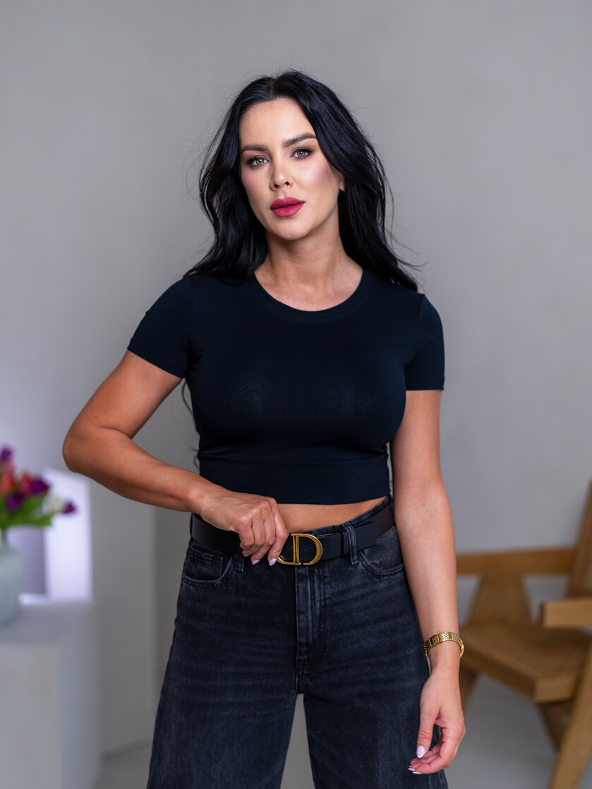 CROP TOP “LARA” - ZÁKLADNÝ VÝSTRIH