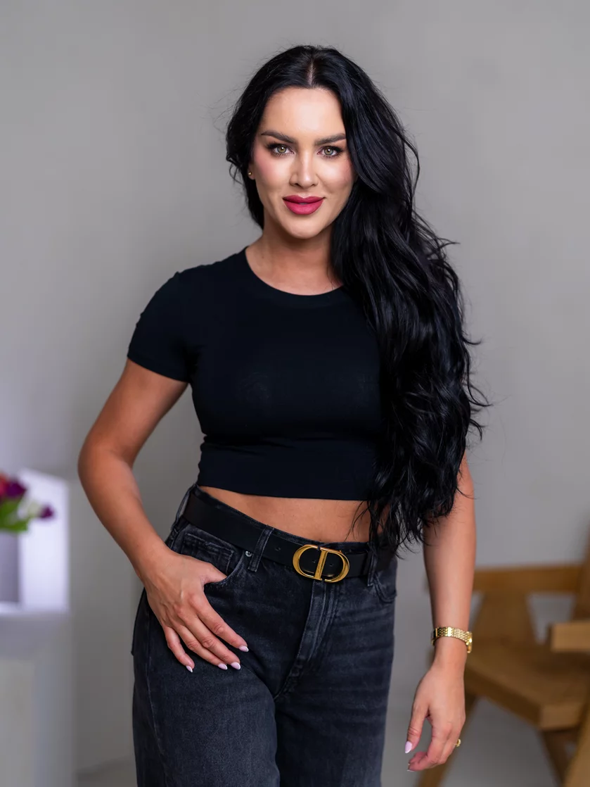 CROP TOP “LARA” - ZÁKLADNÝ VÝSTRIH