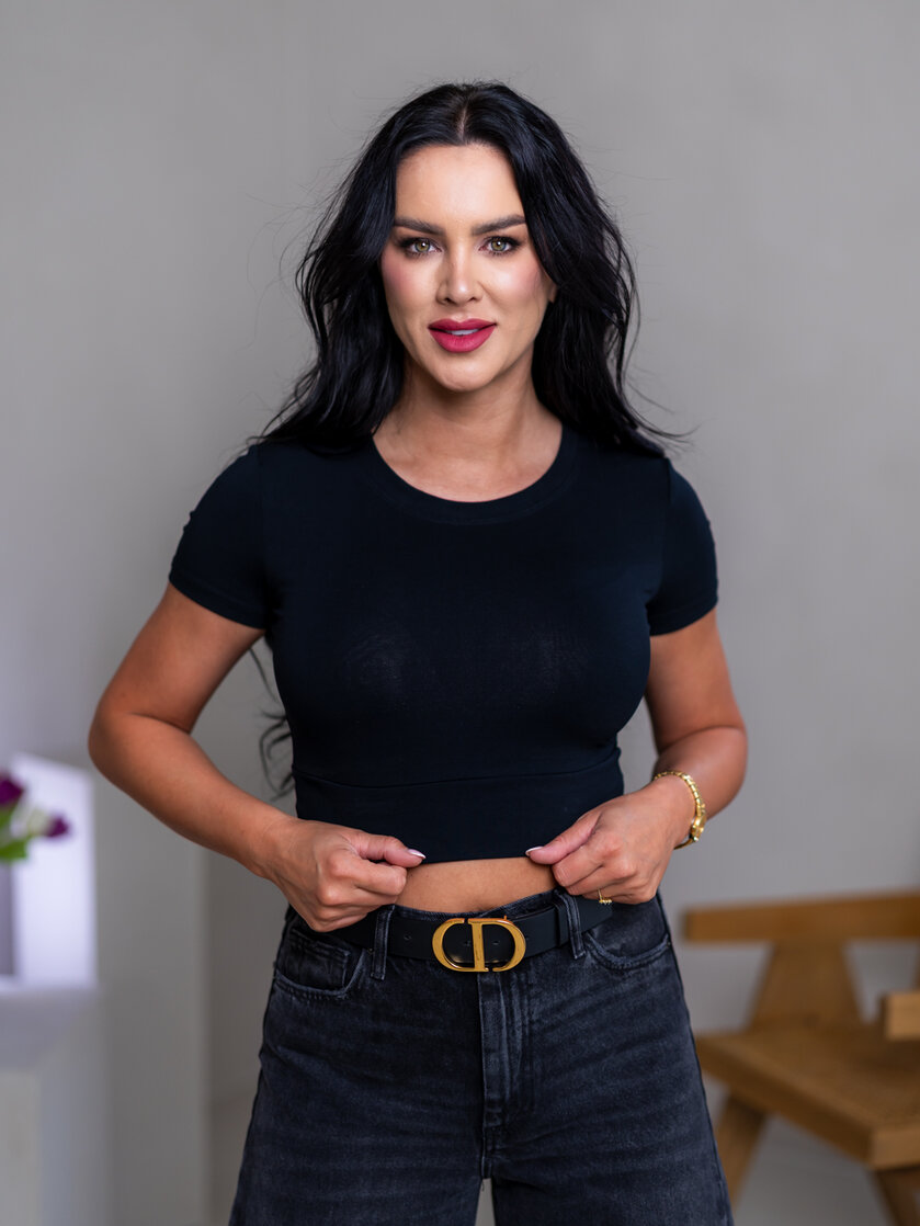 CROP TOP “LARA” - ZÁKLADNÝ VÝSTRIH