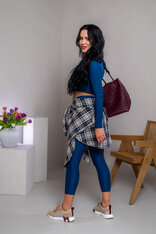 CROP TOP “ROBYN” - ZÁKLADNÝ VÝSTRIH