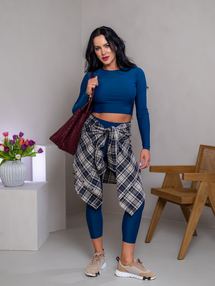 CROP TOP “ROBYN” - ZÁKLADNÝ VÝSTRIH