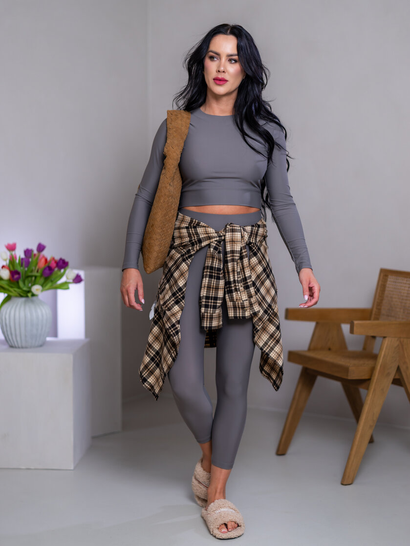 CROP TOP “ROBYN” - ZÁKLADNÝ VÝSTRIH