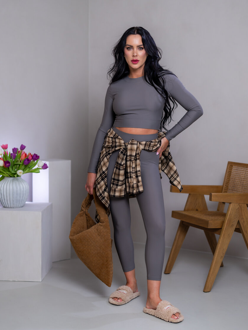 CROP TOP “ROBYN” - ZÁKLADNÝ VÝSTRIH