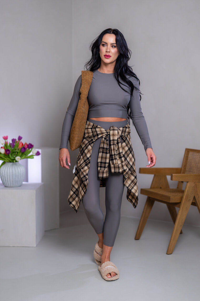 CROP TOP “ROBYN” - ZÁKLADNÝ VÝSTRIH