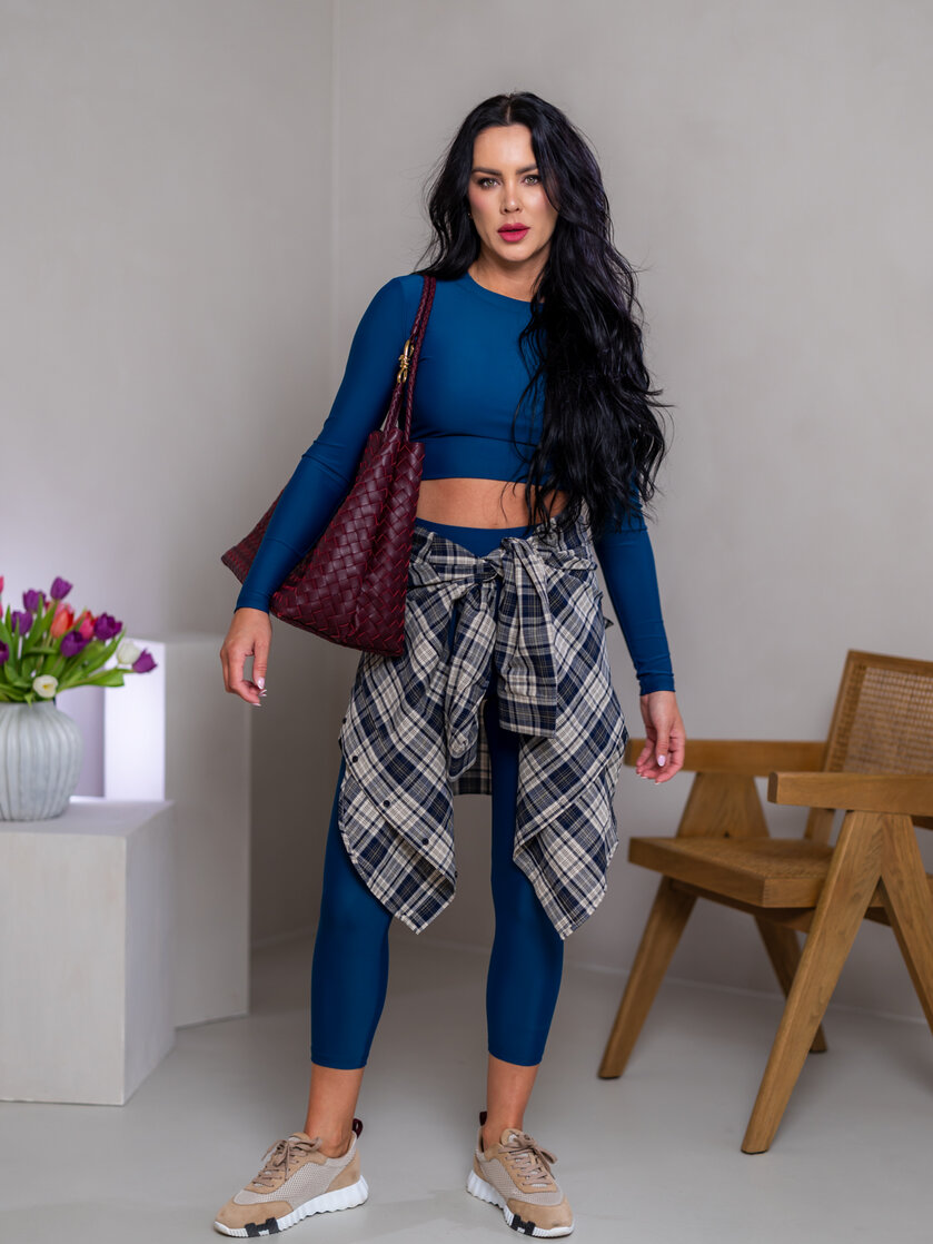 CROP TOP “ROBYN” - ZÁKLADNÝ VÝSTRIH