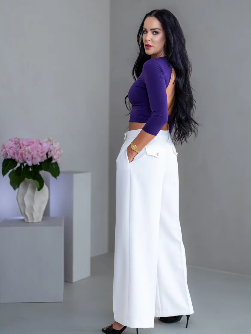 DVOJVRSTOVÝ CROP TOP “SABRINA” S OTVOROM NA CHRBÁTE