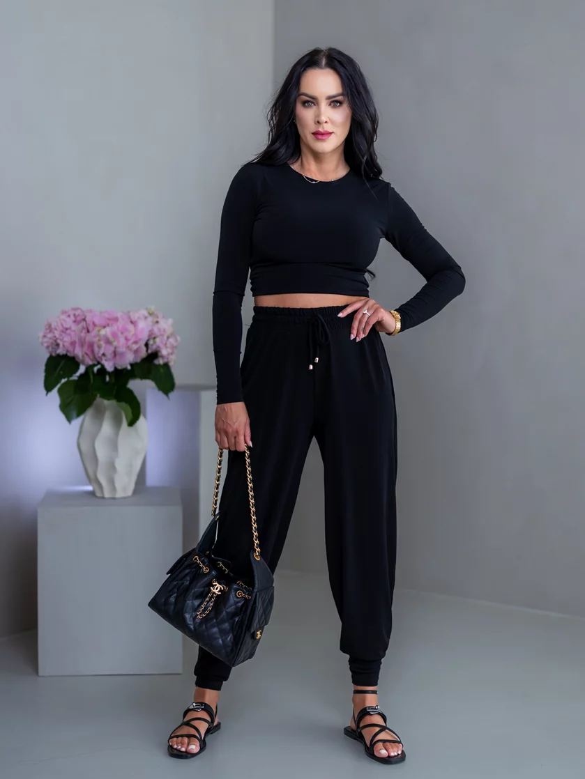 DVOJVRSTOVÝ CROP TOP “SABRINA” S OTVOROM NA CHRBÁTE