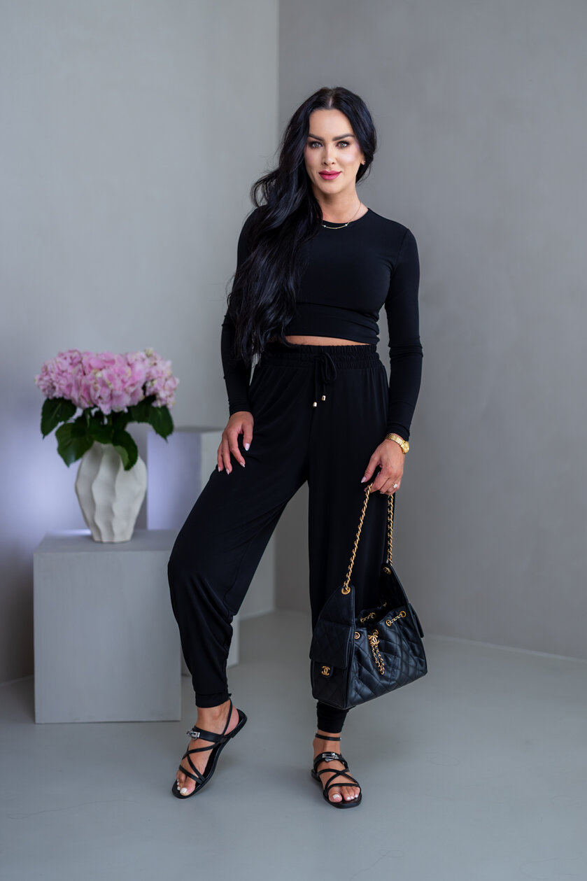 DVOJVRSTOVÝ CROP TOP “SELENA” S OTVOROM NA CHRBÁTE