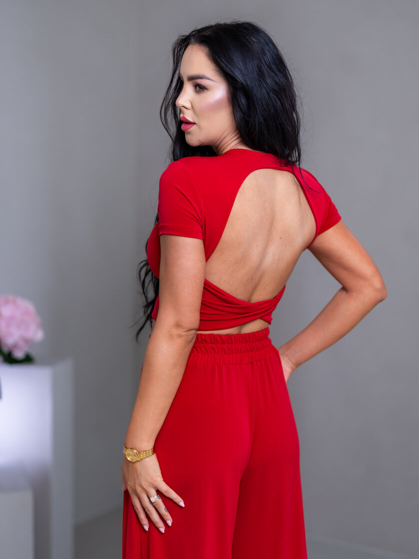 DVOJVRSTOVÝ CROP TOP “SELENA” S OTVOROM NA CHRBÁTE