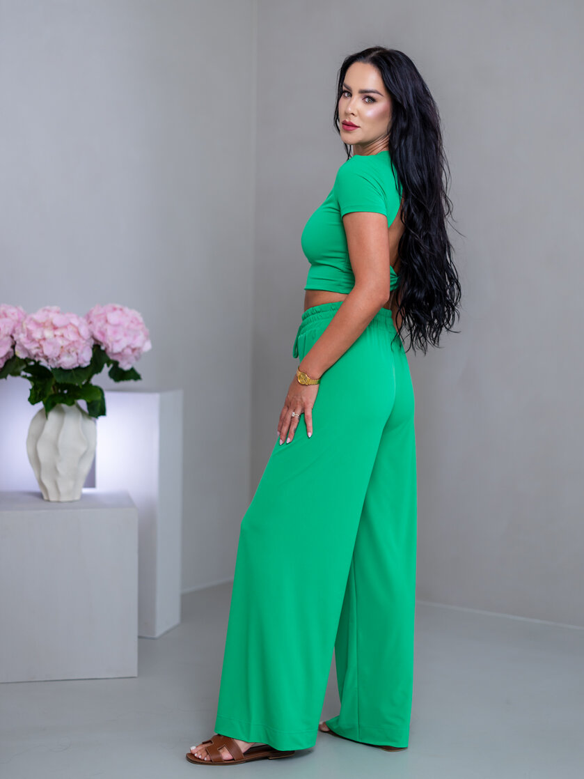 DVOJVRSTOVÝ CROP TOP “SELENA” S OTVOROM NA CHRBÁTE