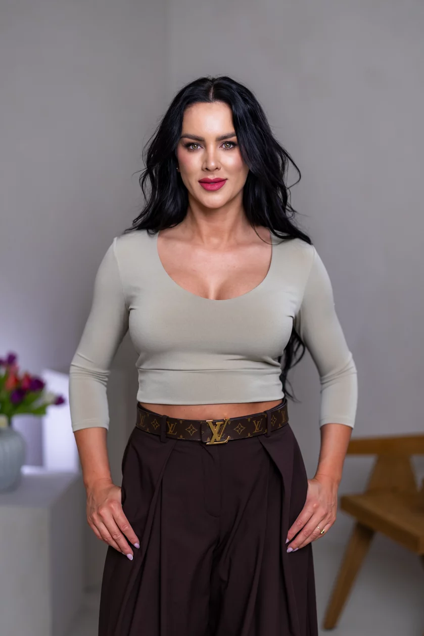 DVOJVRSTVOVÝ CROP TOP “THEA” - VEĽKÝ VÝSTRIH