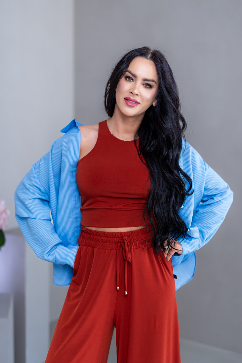 DVOJVRSTVOVÝ CROP TOP “THEA” - VYKROJENÉ TIELKO