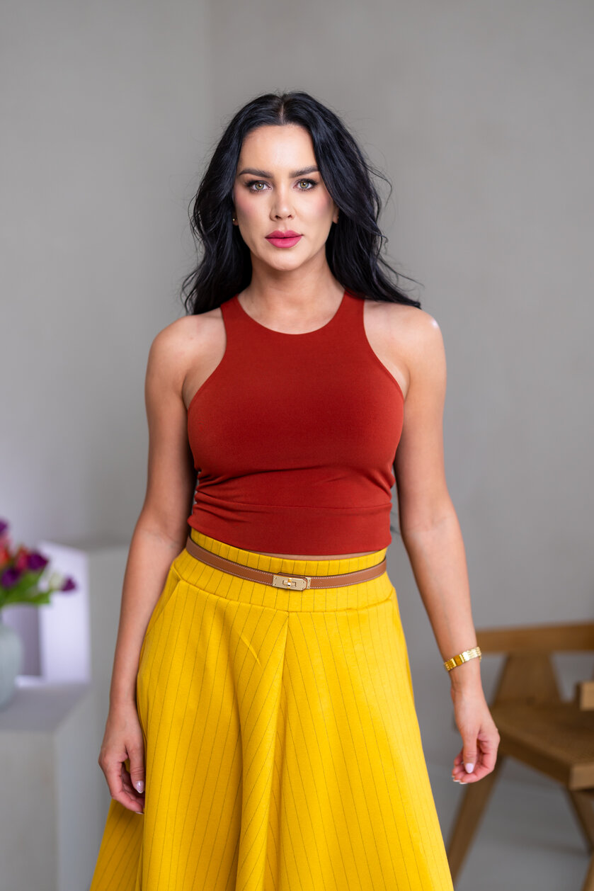 DVOJVRSTVOVÝ CROP TOP “THEA” - VYKROJENÉ TIELKO