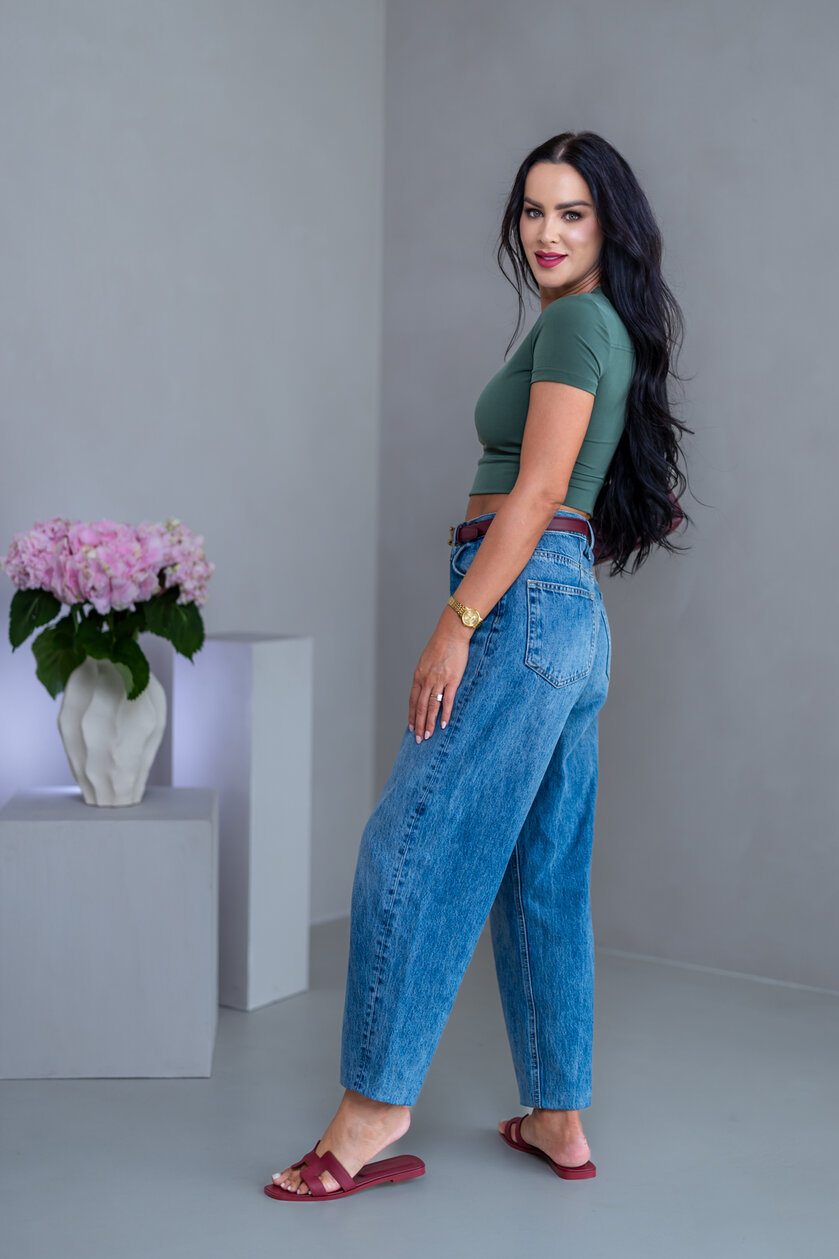 DVOJVRSTVOVÝ CROP TOP “THEA” - ZÁKLADNÝ VÝSTRIH