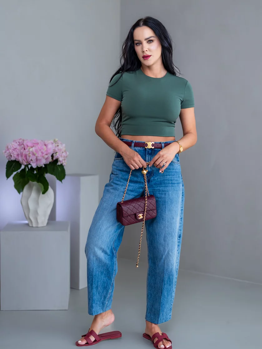 DVOJVRSTVOVÝ CROP TOP “THEA” - ZÁKLADNÝ VÝSTRIH DVOJVRSTVOVÝ CROP TOP “THEA” - ZÁKLADNÝ VÝSTRIH