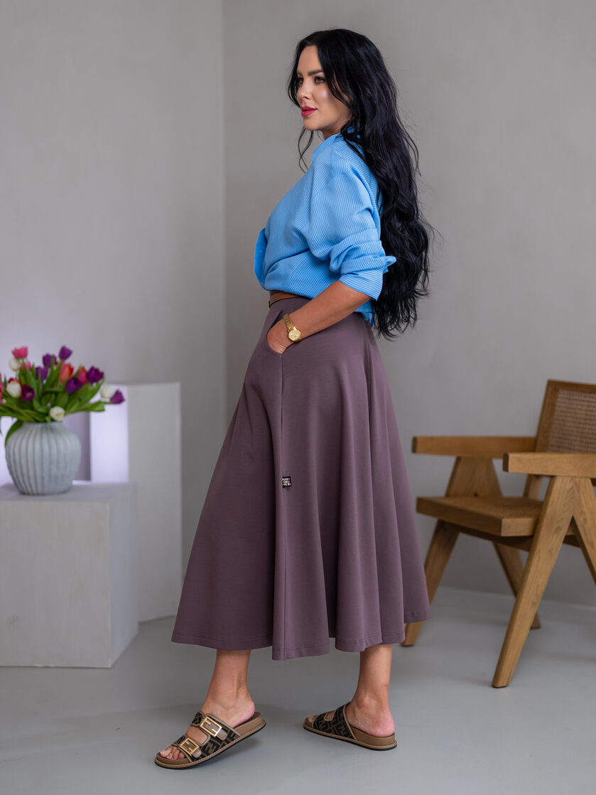 EXTRA MIDI SUKŇA “BELLA” S VRECKAMI