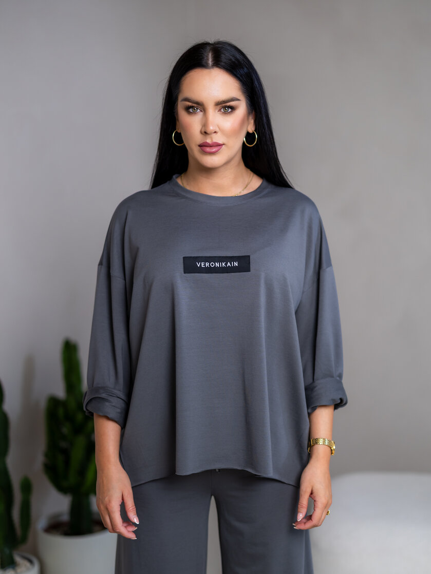 EXTREM OVERSIZE MIKINA “VIVIENE” S ETIKETOU NA PRSIACH
