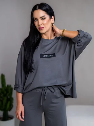 EXTREM OVERSIZE MIKINA “VIVIENE” S ETIKETOU NA PRSIACH