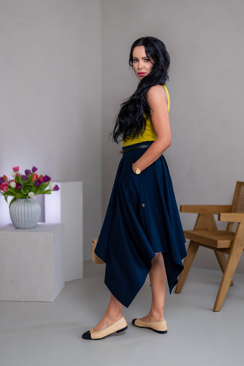 MIDI CÍPOVÁ SUKŇA “LUNA” S VRECKAMI