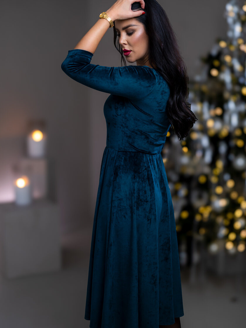 MIDI ŠATY “JULIET” S LODIČKOVÝM VÝSTRIHOM