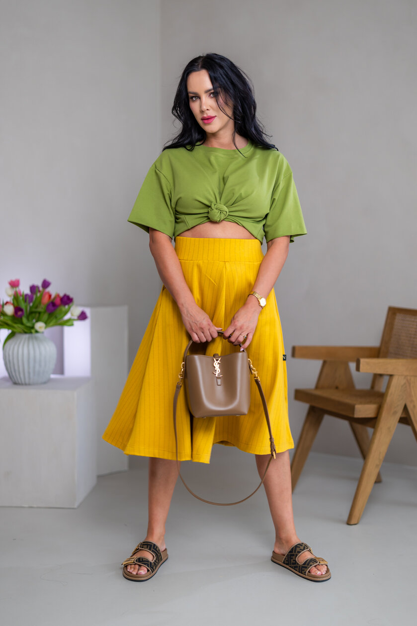 MIDI SUKŇA “BELLA” S VRECKAMI