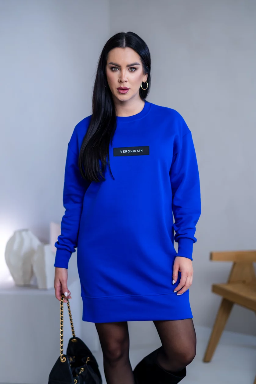 MIERNE VOĽNÉ MIKINOŠATY “KARLA” - ETIKETA NA PRSIACH MIERNE VOĽNÉ MIKINOŠATY “KARLA” - ETIKETA NA PRSIACH