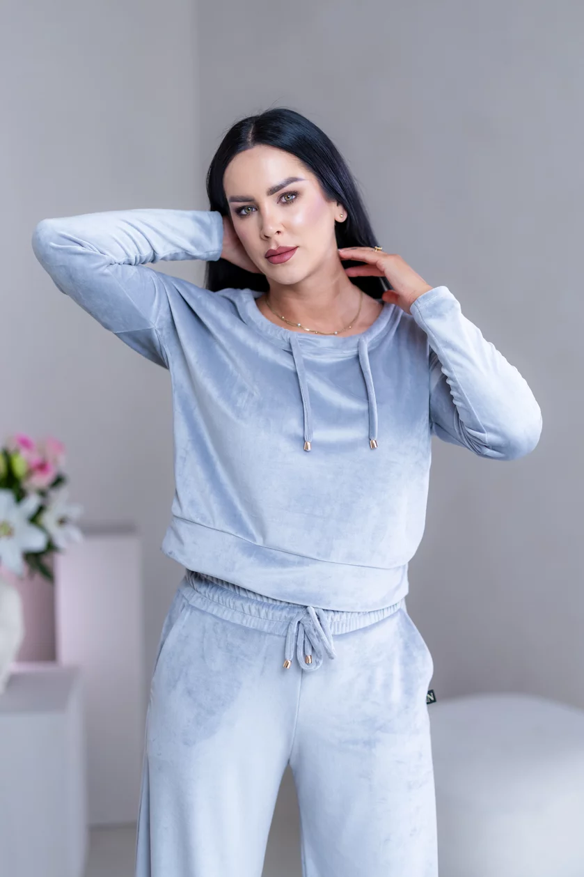 MIKINA “ANGELINA” SO ŠNÚRKOU MIKINA “ANGELINA” SO ŠNÚRKOU
