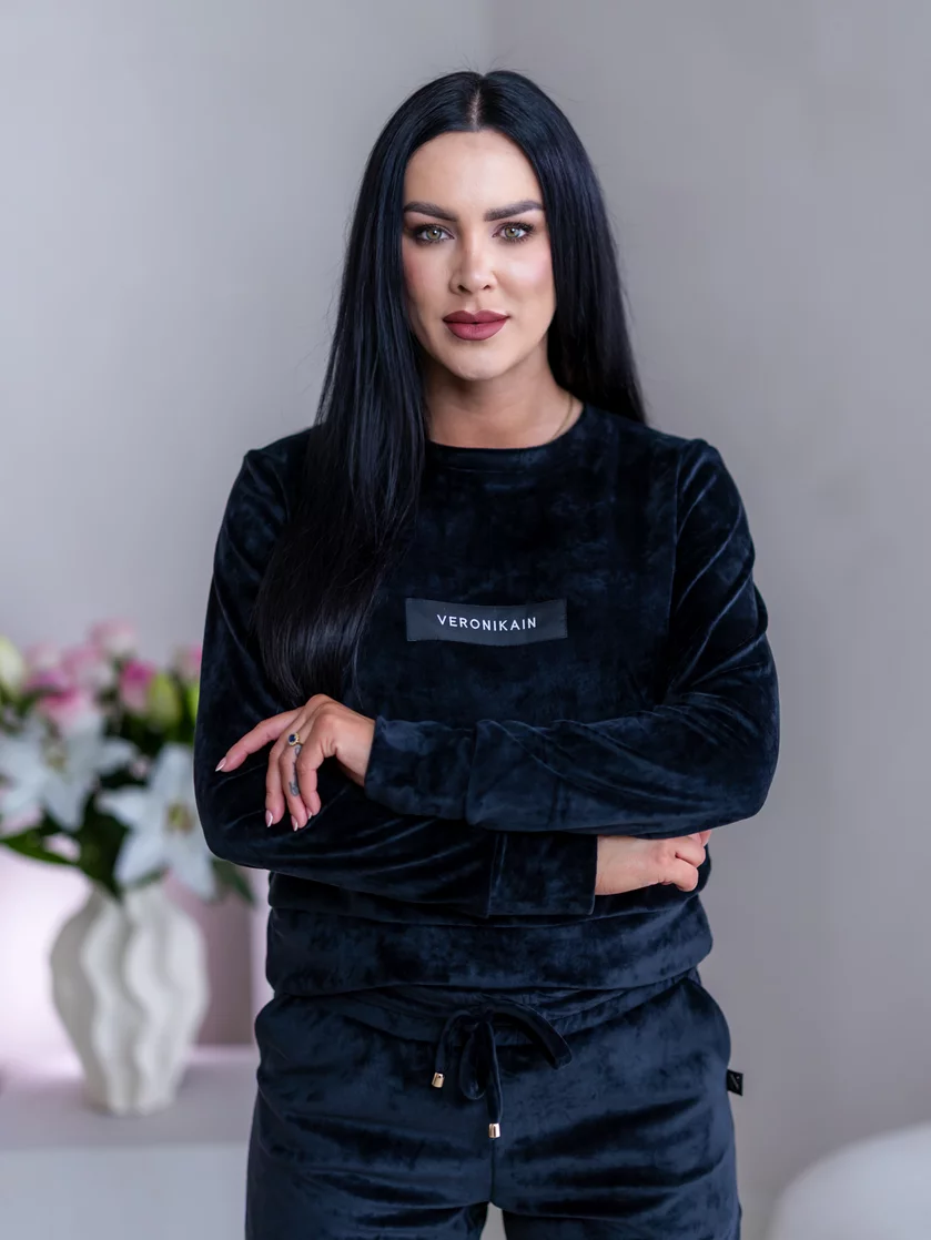 MIKINA “BIANCA” - S ETIKETOU MIKINA “BIANCA” - S ETIKETOU