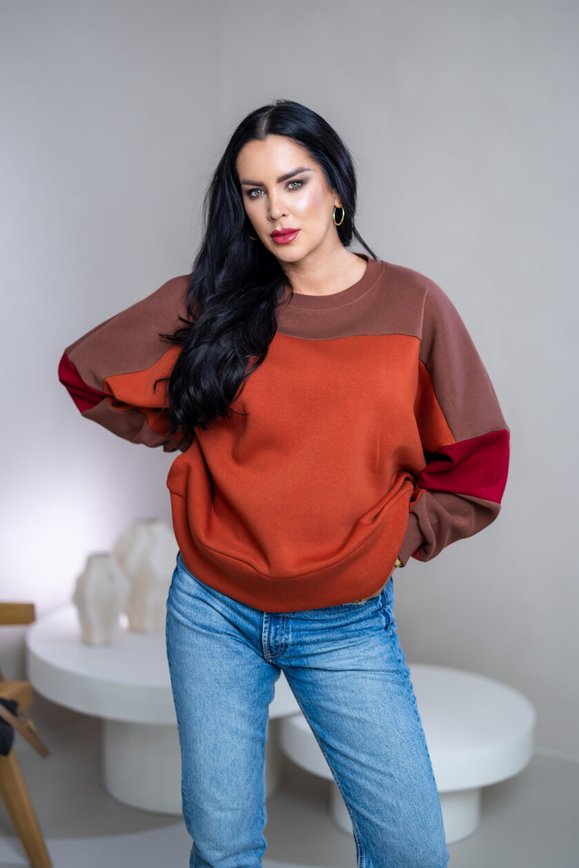 MIKINA “KONTRASTY” - BURNT UMBER / BROWN / RED WINE