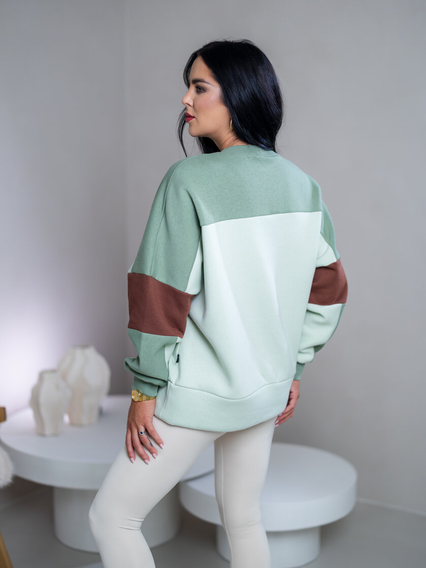 MIKINA “KONTRASTY” - SOFT MATCHA / LIGHT OLIVE / BROWN