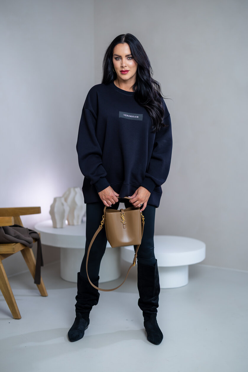 NADROZMERNÁ MIKINA “HEAVEN” - ETIKETA NA PRSIACH