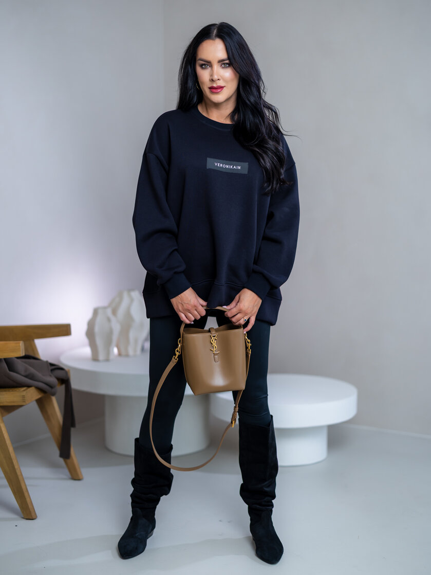 NADROZMERNÁ MIKINA “HEAVEN” - ETIKETA NA PRSIACH