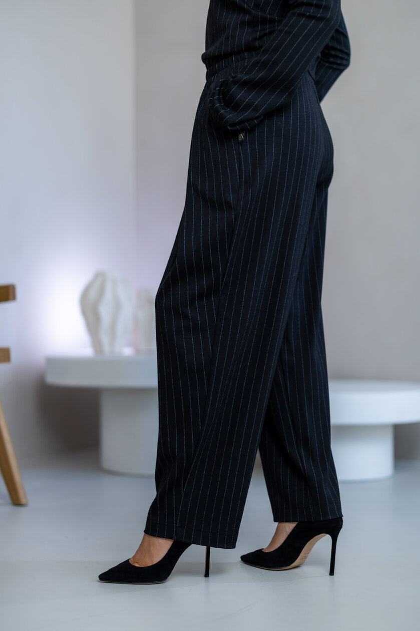 NOHAVICE “CHARLIE” SO ZÁHYBMI