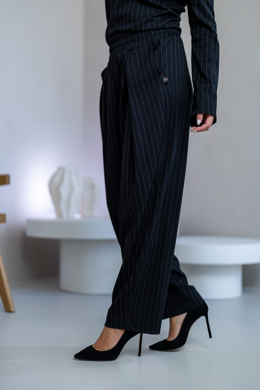 NOHAVICE “CHARLIE” SO ZÁHYBMI