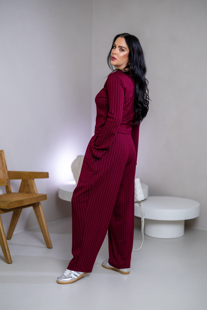 NOHAVICE “CHARLIE” SO ZÁHYBMI