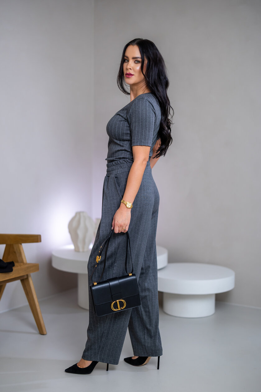 NOHAVICE “CHARLIE” SO ZÁHYBMI