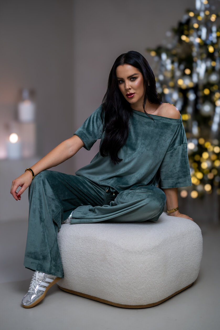 NOHAVICE “NAOMI” HLADKÉ