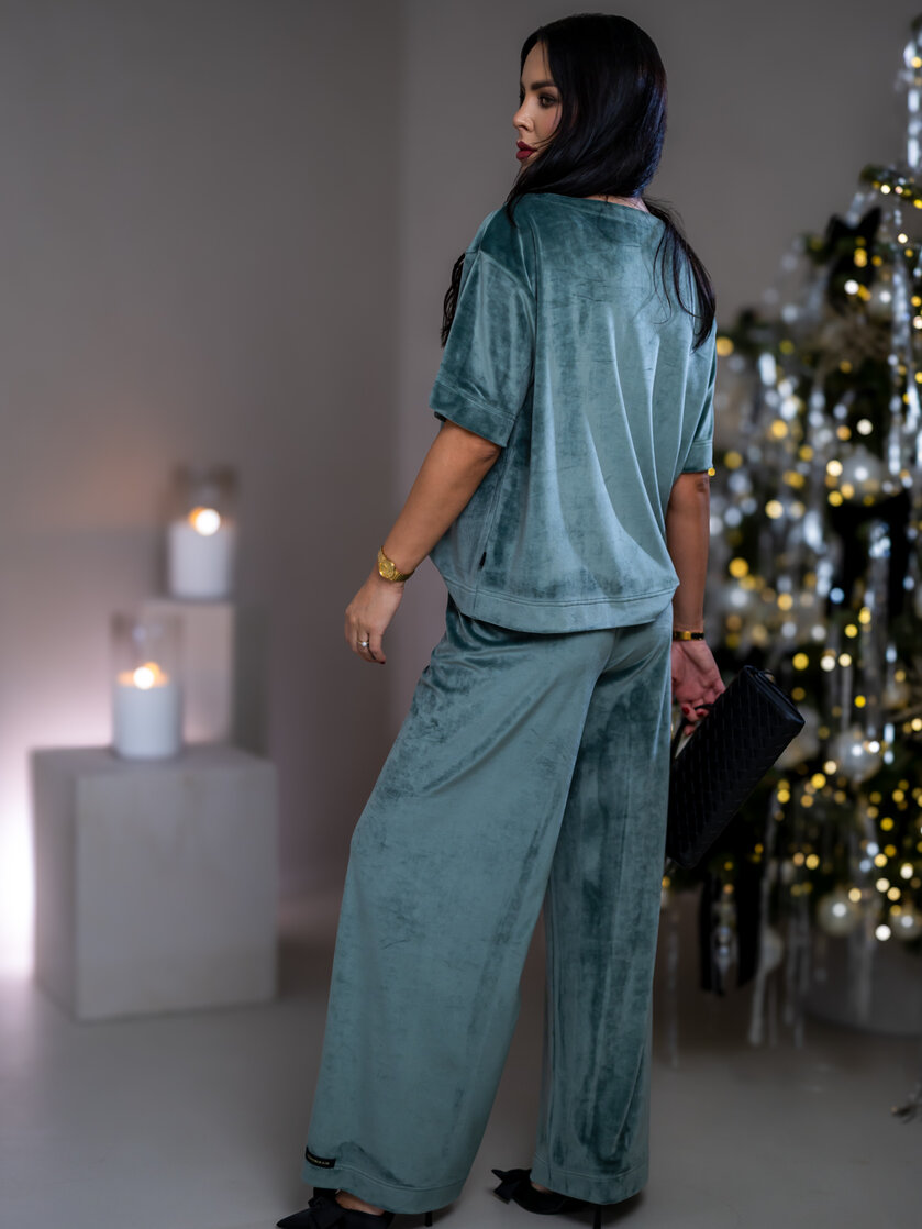 NOHAVICE “NAOMI” HLADKÉ