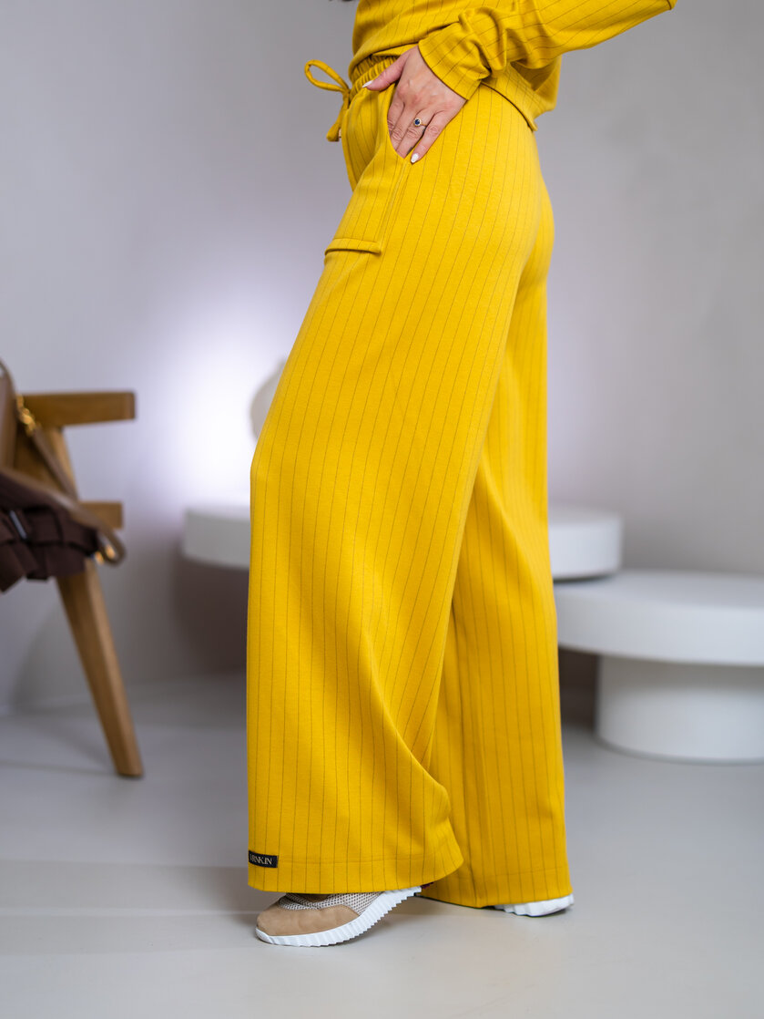 NOHAVICE “NAOMI” S VRECKAMI