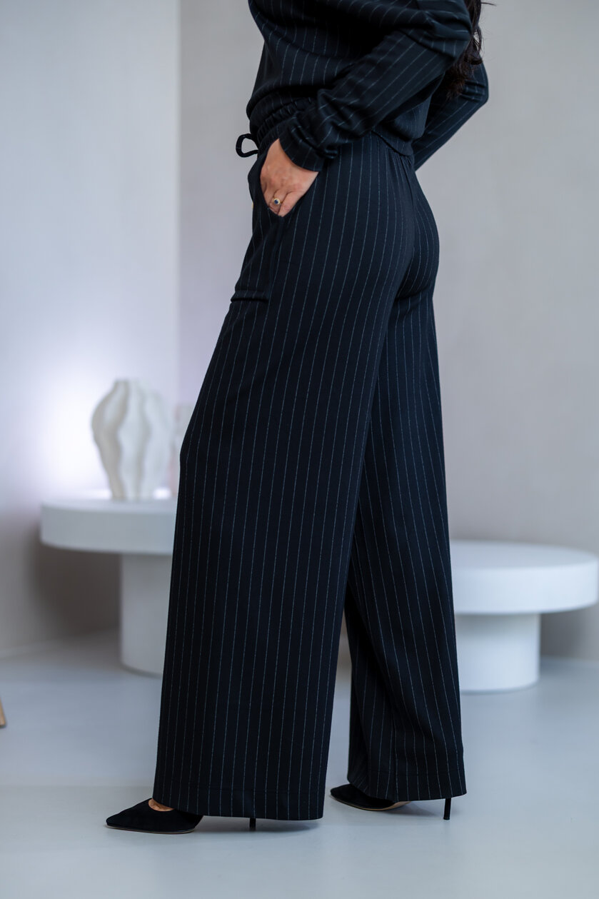 NOHAVICE “NAOMI” S VRECKAMI