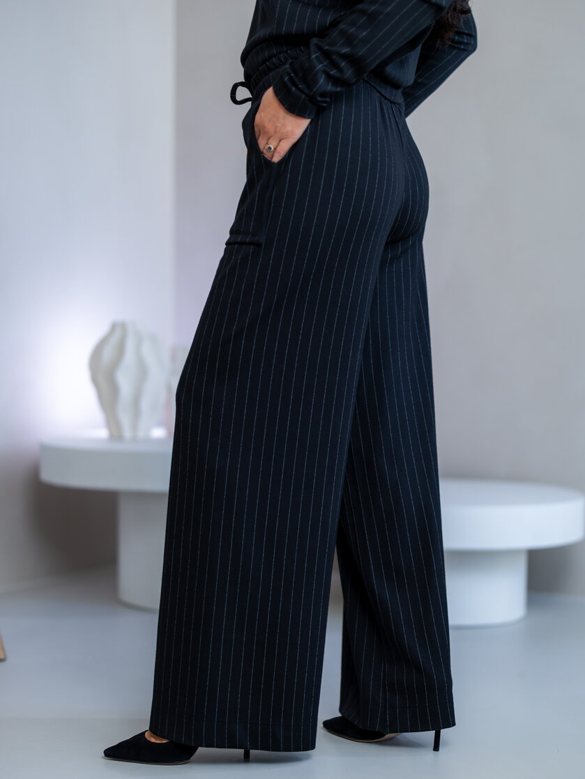 NOHAVICE “NAOMI” S VRECKAMI