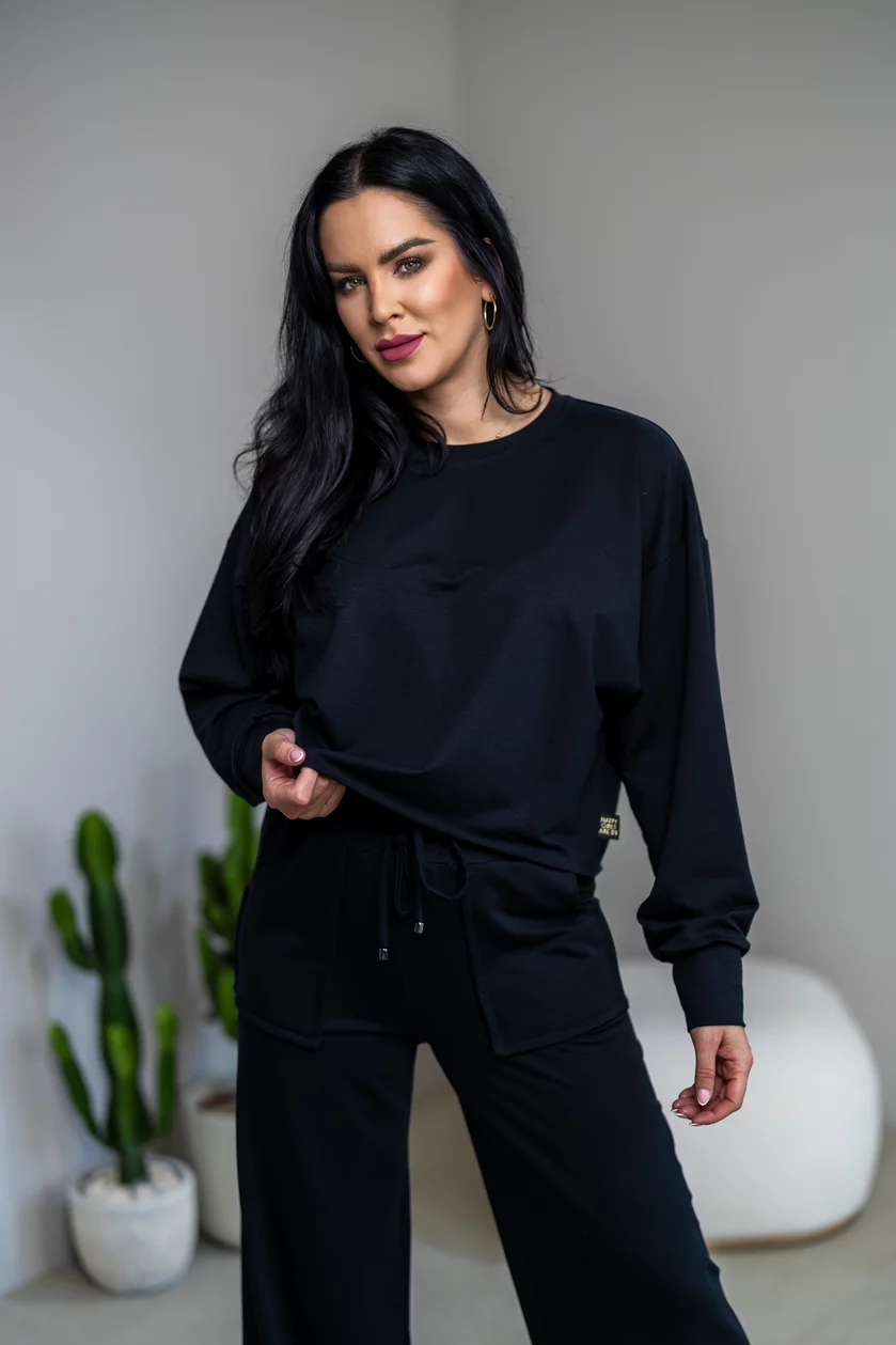 OVERSIZE MIKINA “ARIANNA” BEZ DOLNÉHO PATENTU OVERSIZE MIKINA “ARIANNA” BEZ DOLNÉHO PATENTU