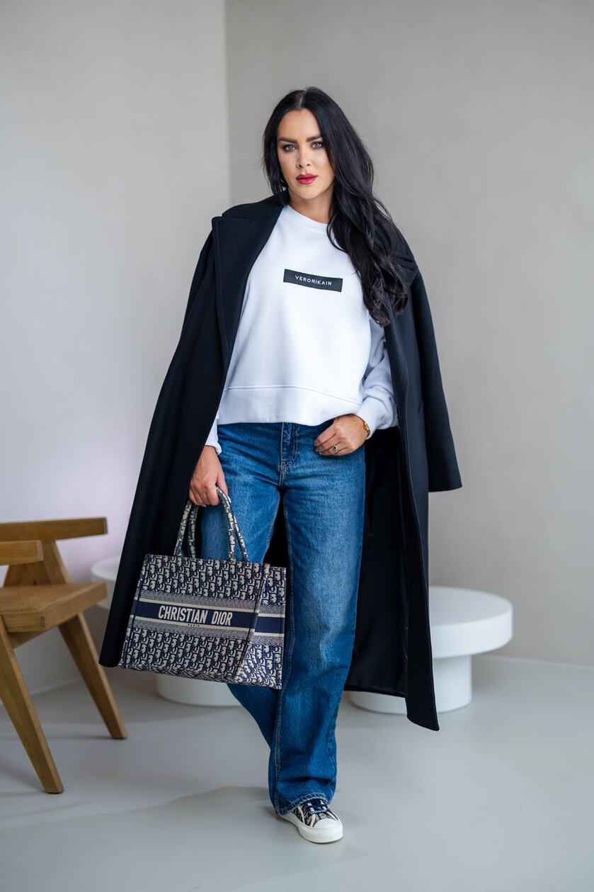 OVERSIZE MIKINA “ARIANNA” - ZÁKLADNÁ DĹŽKA - ETIKETA NA PRSIACH