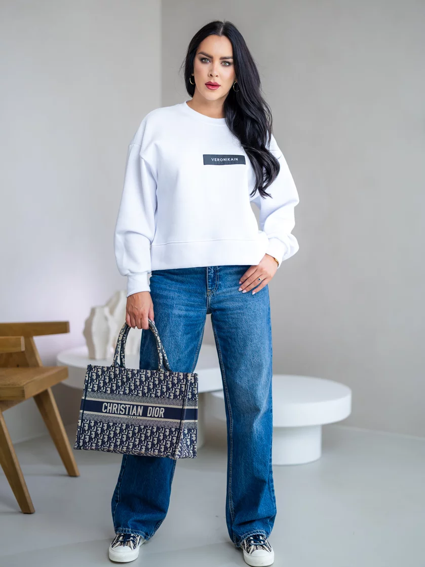 OVERSIZE MIKINA “ARIANNA” - ZÁKLADNÁ DĹŽKA - ETIKETA NA PRSIACH