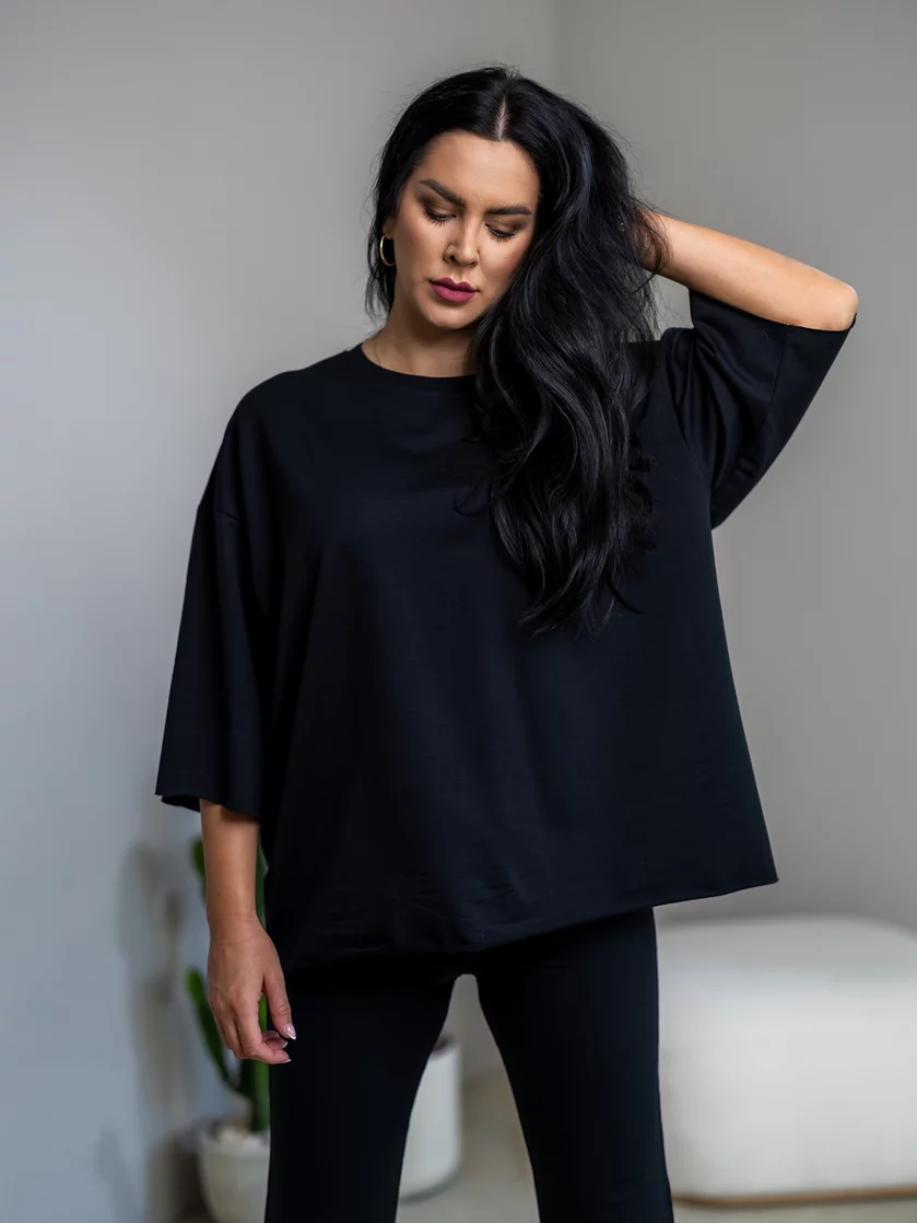 OVERSIZE TRIČKO “NOAH” SUROVÉ OKRAJE OVERSIZE TRIČKO “NOAH” SUROVÉ OKRAJE