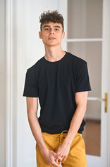PÁNSKE TRIČKO S GUĽATÝM VÝSTRIHOM / KRÁTKE RUKÁVY / VŠETKY FARBY