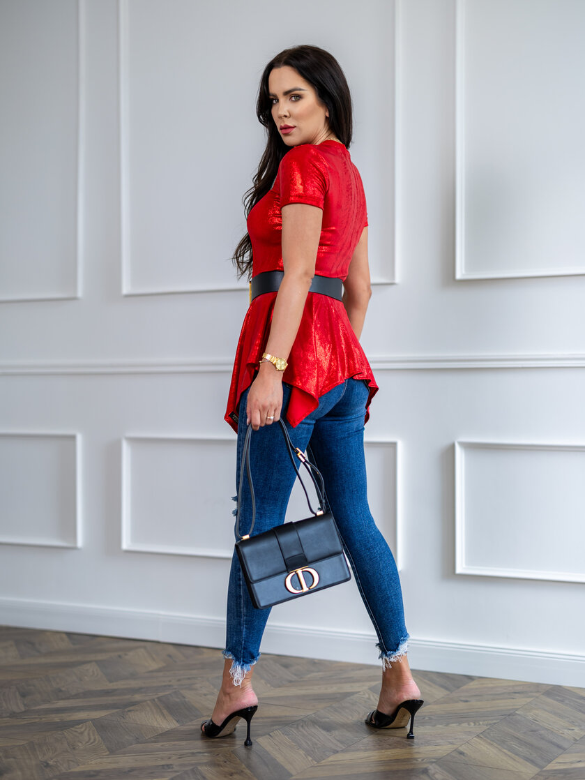 PEPLUM TOP “CHLOÉ” SO ZÁKLADNÝM VÝSTRIHOM A PRILIEHAVÝMI RUKÁVMI