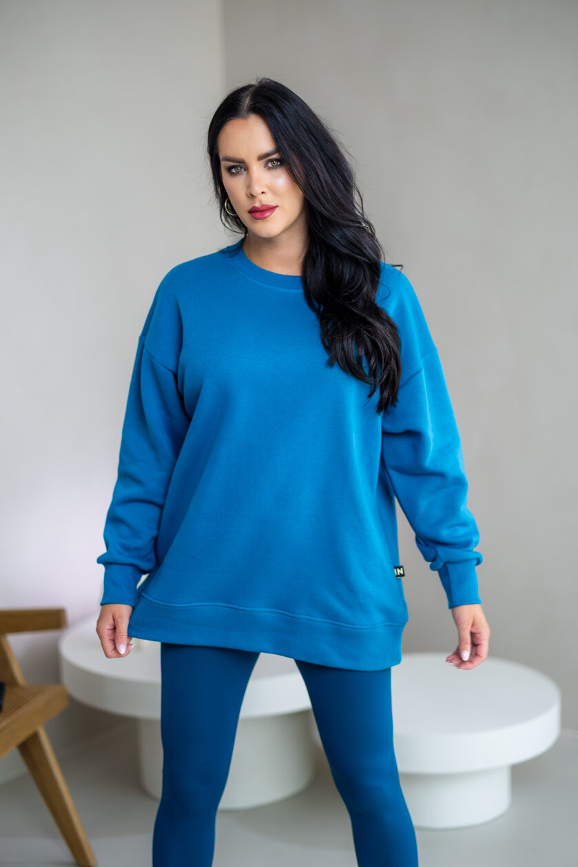 PREDĹŽENÁ OVERSIZE MIKINA “ARIANNA” - HLADKÁ